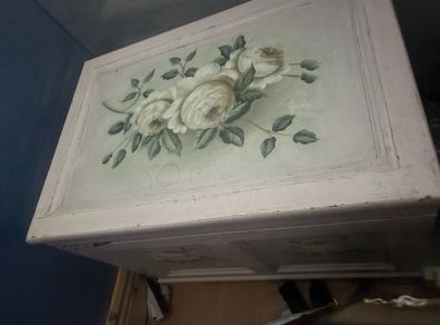 little girls storage box