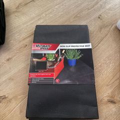 Non-Slip Protective Mat