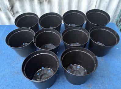 10 black plastic flower pots