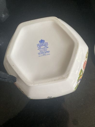 Aynsley cottage Garden  canister