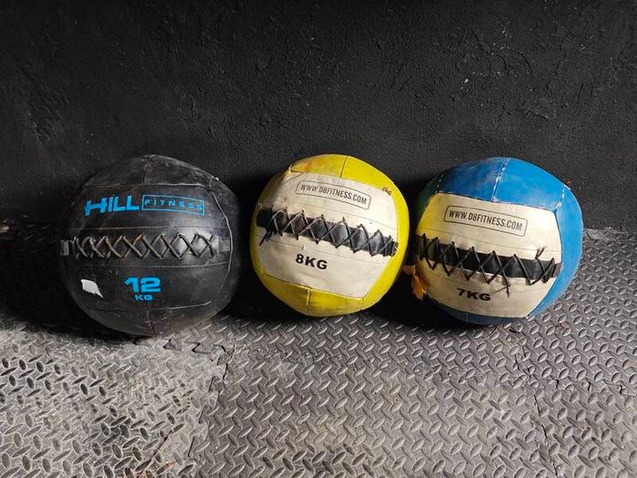 Wall Balls