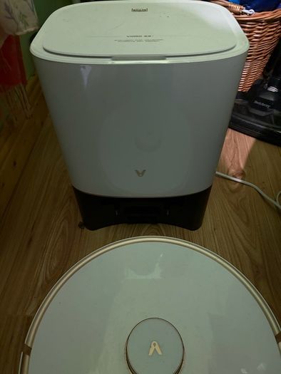 Vacuum mopping robot. Viomi S9