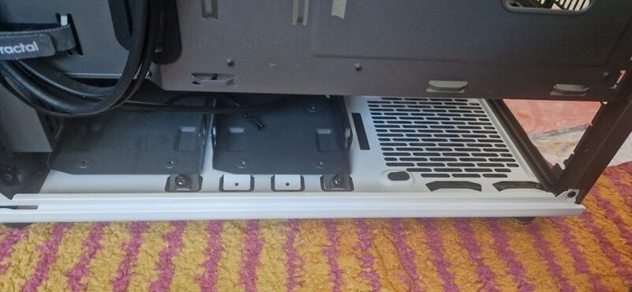 Fractal North - Computer case