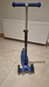 Micro Maxi Plus 3 Wheel Scooter with LED Wheels
