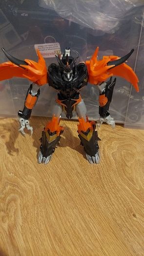 Transformer predaking