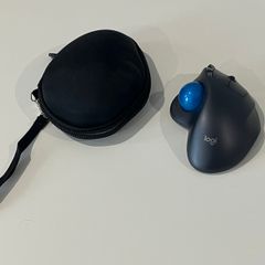 Logitech M570 Wireless Trackball Mouse with Carry Case