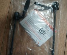 Bicycle parts / skewers
