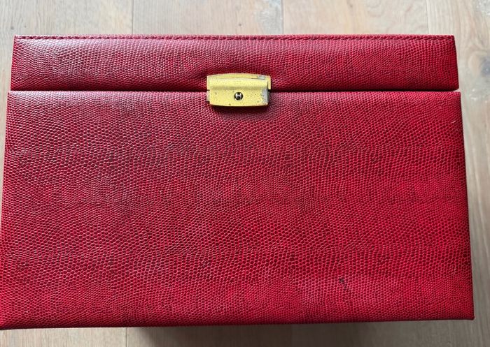 Large Burgundy Vintage Style Jewellery Box with Mirror and Drawers