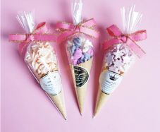 Job lot 100 clear candy cones size Large 37 cm L x 18 cm W