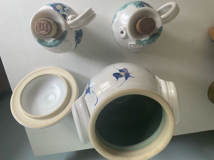Pretty ballydoughan pottery trio