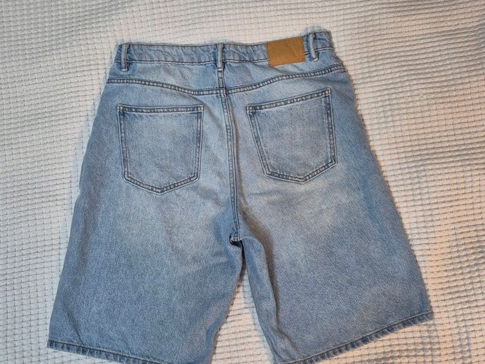 ONLY bermuda shorts size L