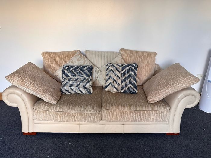 leather 3 seater couch