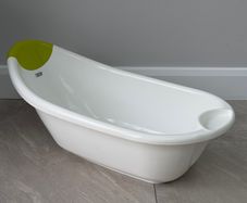 Newborn Baby Bath Mamas & Papas