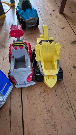 Paw patrol Dino Tower, 2 revup cars, Chase transforming car