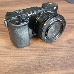 Sony A6000 + 16-50mm Kit Lens
