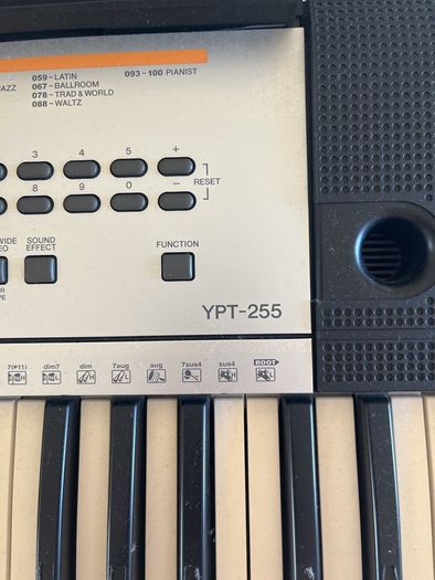 yamaha keyboard & stand