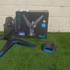Tacx Flux 2 Direct Drive Smart Trainer for Road, Tri and MTB