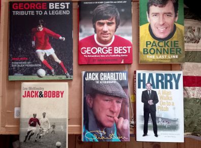 Joblot of Fifteen Football Books (Four Photos)