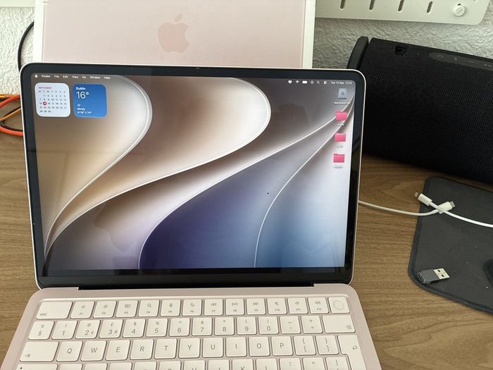 MacBook Neo 500g