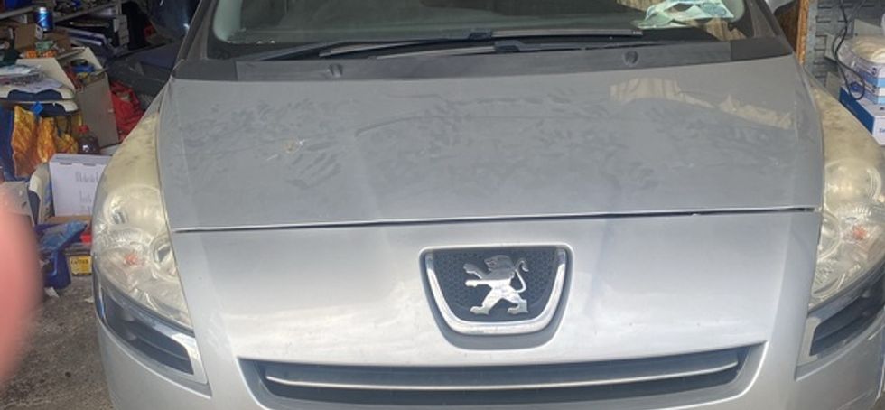 2011 Peugeot 5008