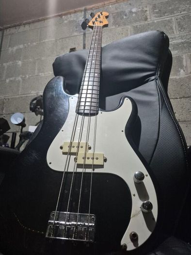 Sunn Mustang ( 70s Fender India) BASS