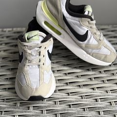 Nike Air Max Dawn