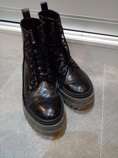 Bershka boots UK 5