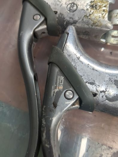 Shimano 600 brake levers