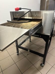 Pizza oven