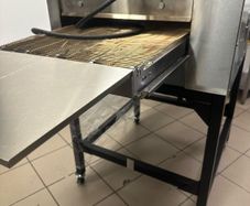 Pizza oven