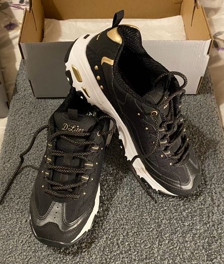 Skechers Women's D'Lites Black with Gold Trim Size UK 5 Eur 38 BNIB