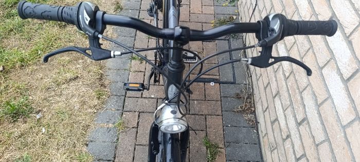 Apollo Belmont hybrid bike
