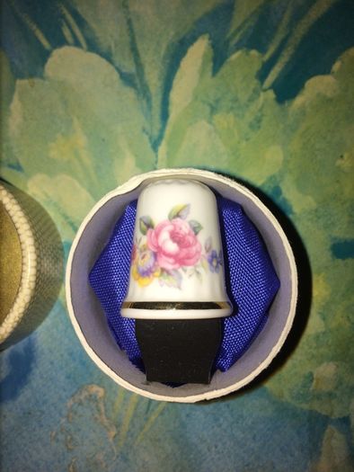 Fine bone china thimble