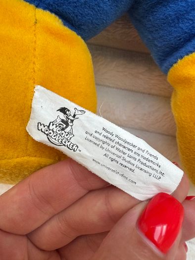 Vintage Woody Woodpecker Plush approx. 19" Walter Lantz Universal Studios Play by Play Plush Toy Used His head is FALLING down Please look a t the pictures