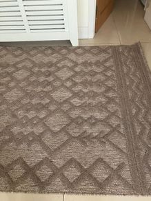 Harvey Norman Rug. 160cm x 230cm