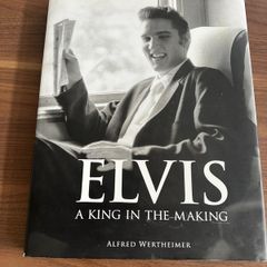 Elvis  a King in the making book with Decal Vinyl