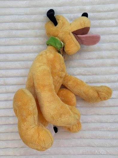 Disney Pluto Plush Doll Stuffed Animal Toy Official Store approx. 45 cm. his neck is too loose Tag is damaged Please see pictures