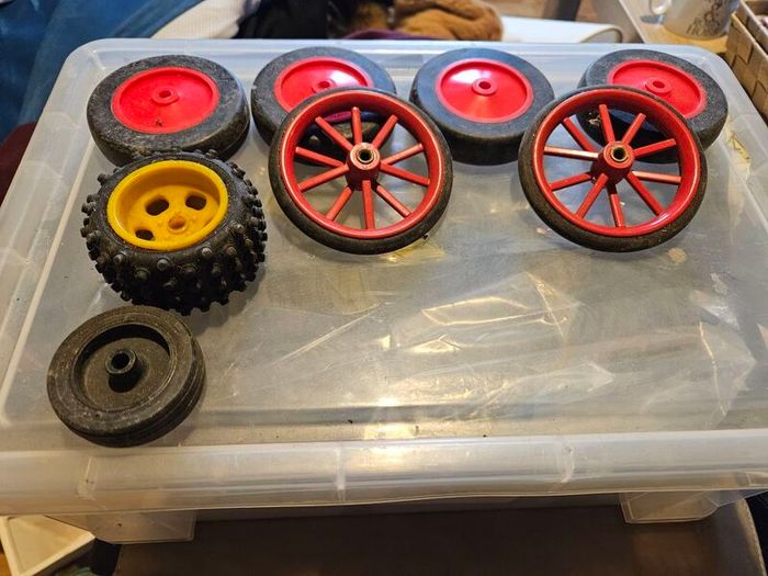 Hitchin Components Wheels for Modelling