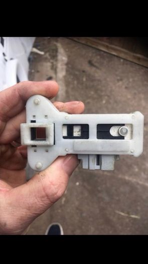 Washing Machine Doors + 100's of Spare Parts