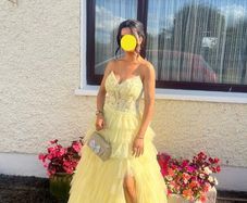 danis closet yellow dresd