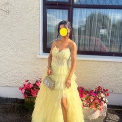 danis closet yellow dresd
