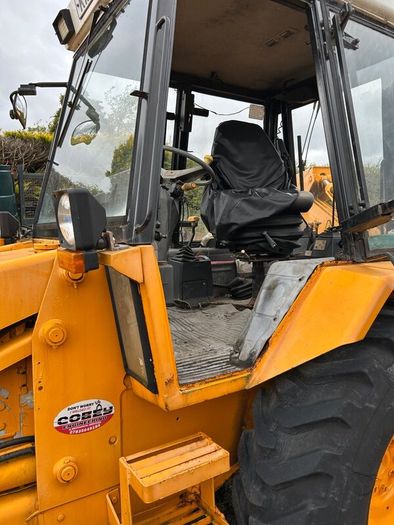 Excavator