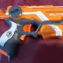 Collection of NERF and X-SHOT hand guns Image 5