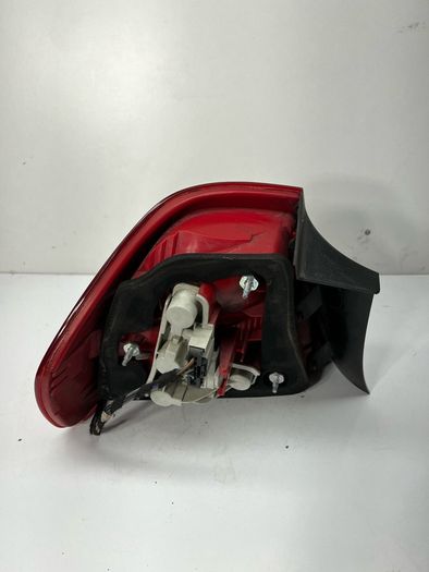 3 SERIES  BMW O/S Drivers Rear Brake Light 6937458 For 3 Series E90 A2l16b2s