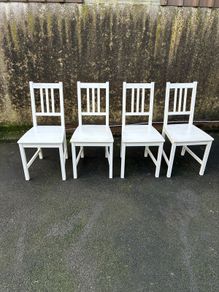 Kitchen table and 4 chairs
