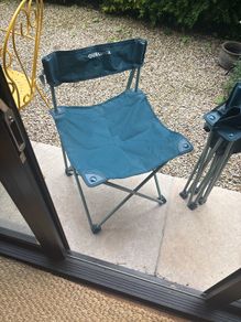 Foldable camping chairs x 2