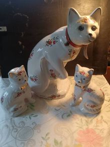Trio of Early Twentieth Century English Ceramic Hand Painted Cats