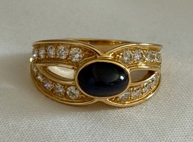Boucheron Sapphire & diamond ring