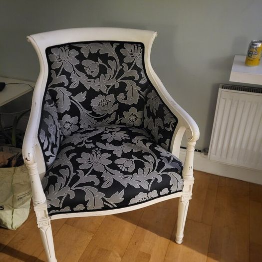 Antique French Louis XVI style