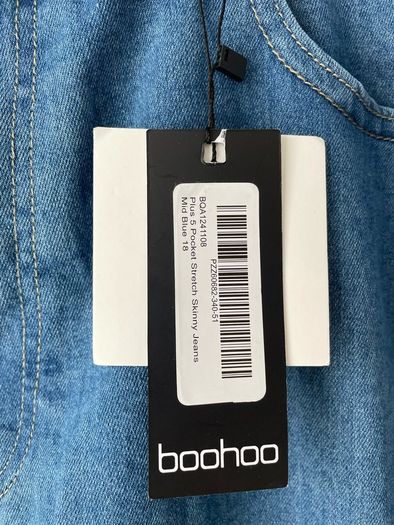 Boohoo jeans 5 pocket skinny stretch size 18 New